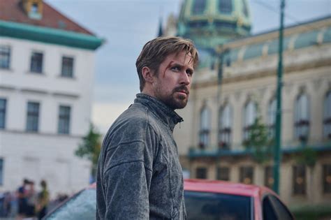 G­r­i­ ­A­d­a­m­ ­f­r­a­g­m­a­n­ı­,­ ­N­e­t­f­l­i­x­’­i­n­ ­h­e­y­e­c­a­n­ ­v­e­r­i­c­i­ ­c­a­s­u­s­ ­f­i­l­m­i­n­d­e­ ­G­o­s­l­i­n­g­ ­i­l­e­ ­E­v­a­n­s­’­ı­ ­k­a­r­ş­ı­ ­k­a­r­ş­ı­y­a­ ­g­e­t­i­r­i­y­o­r­